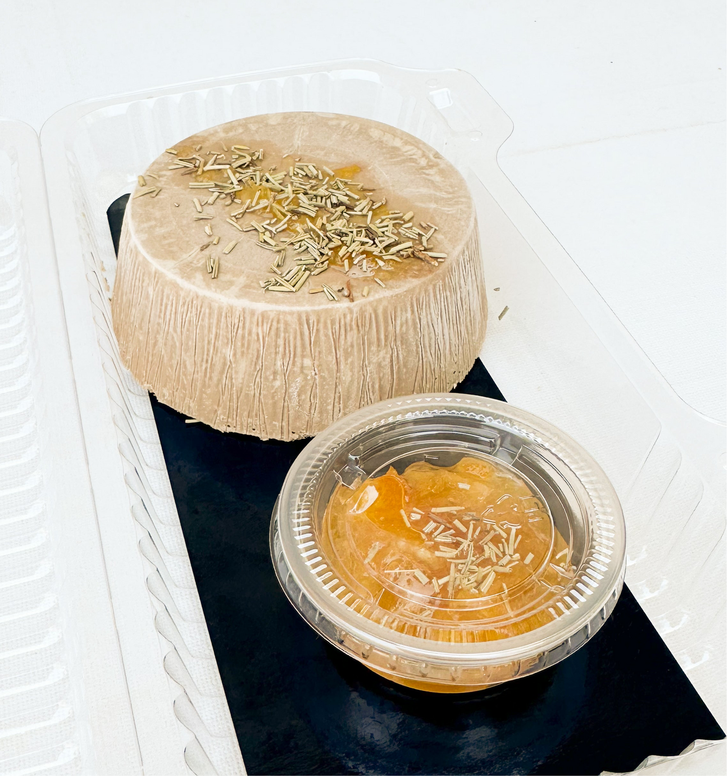 Paté de ave al Oporto con naranja confitada